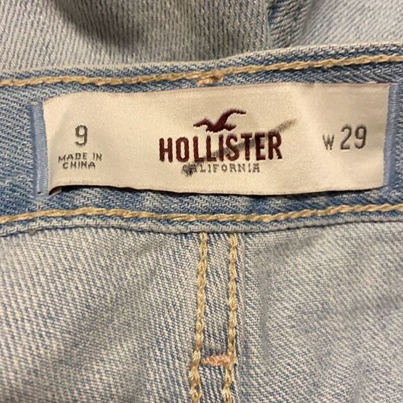 Hollister Denim Shorts    - Picture 3 of 4